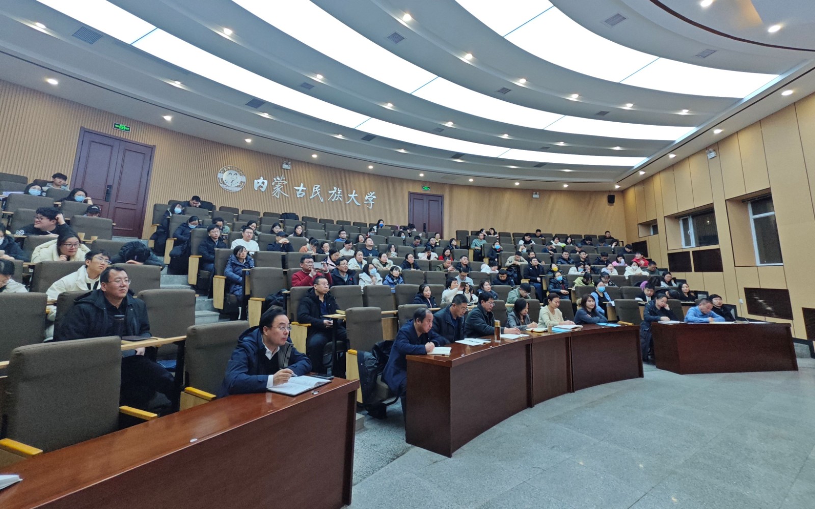 会场(2).jpg 会场(2).jpg